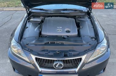 Седан Lexus IS 2010 в Киеве