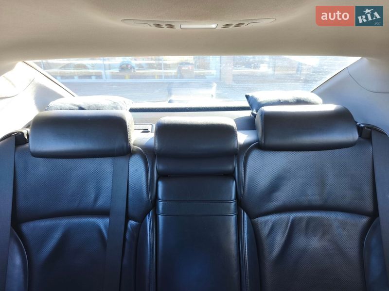 Седан Lexus IS 2008 в Полтаві