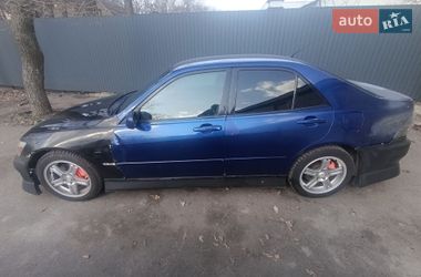Седан Lexus IS 1999 в Новомосковську