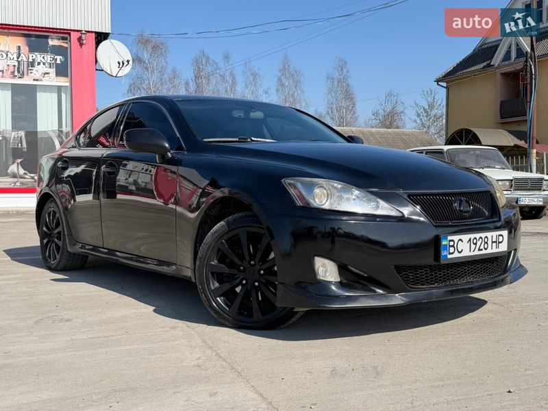 Седан Lexus IS 2008 в Солотвине