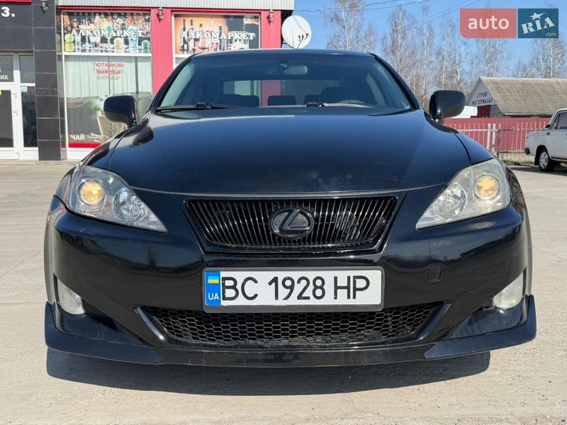 Седан Lexus IS 2008 в Солотвине