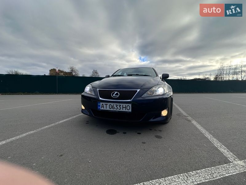 Седан Lexus IS 2007 в Ивано-Франковске