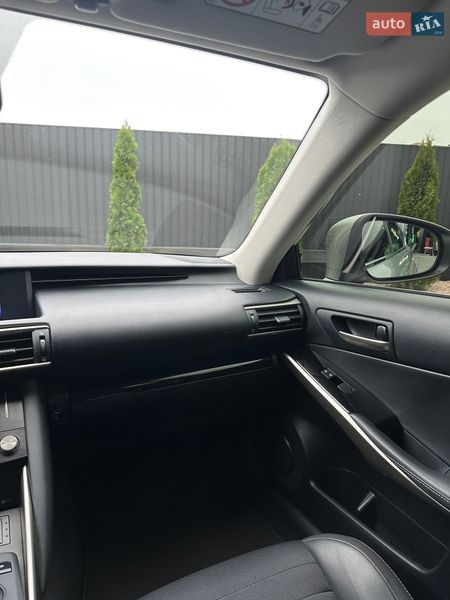 Седан Lexus IS 2017 в Днепре