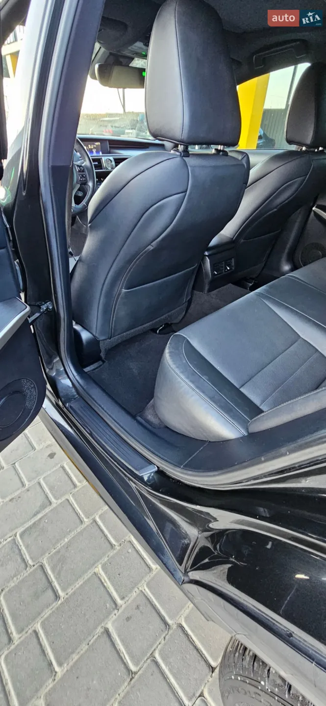 2020 Lexus IS - мініатюра 33