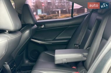Седан Lexus IS 2015 в Одессе