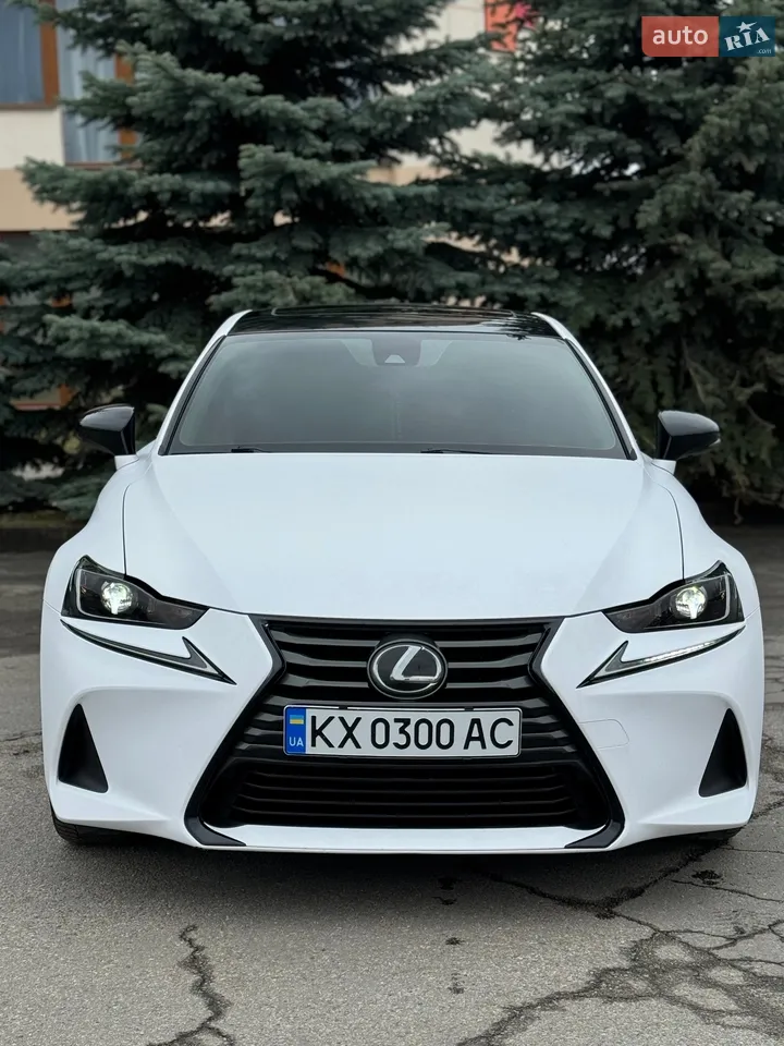 2016 Lexus IS - мініатюра 15
