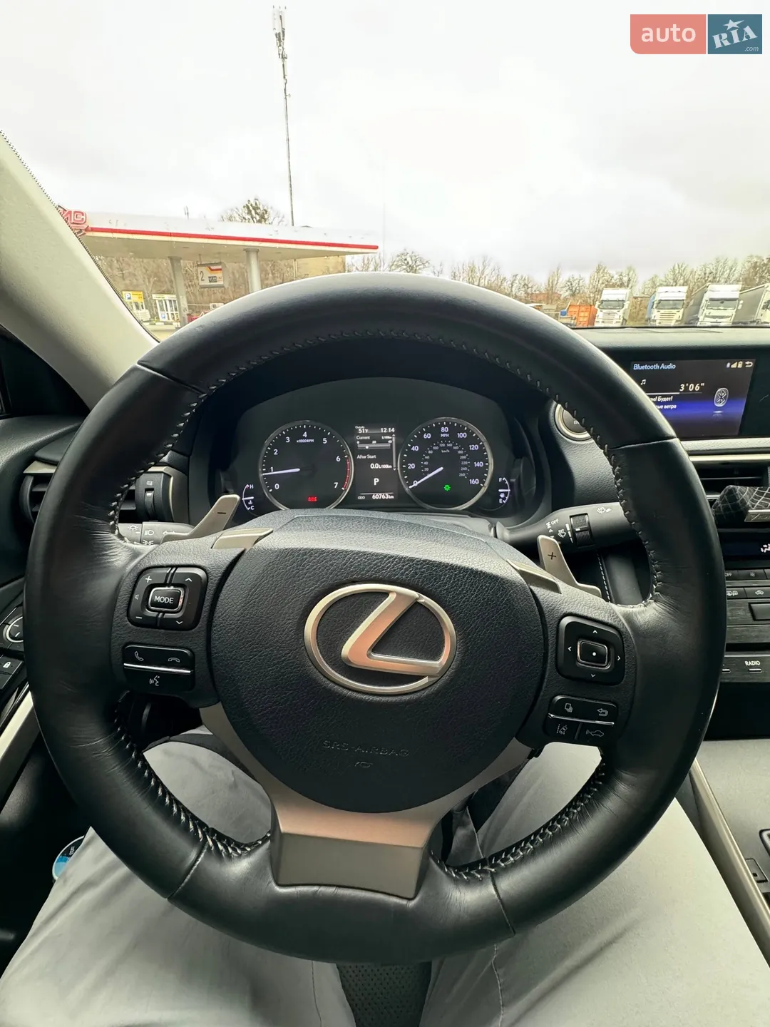 2017 Lexus IS - мініатюра 27