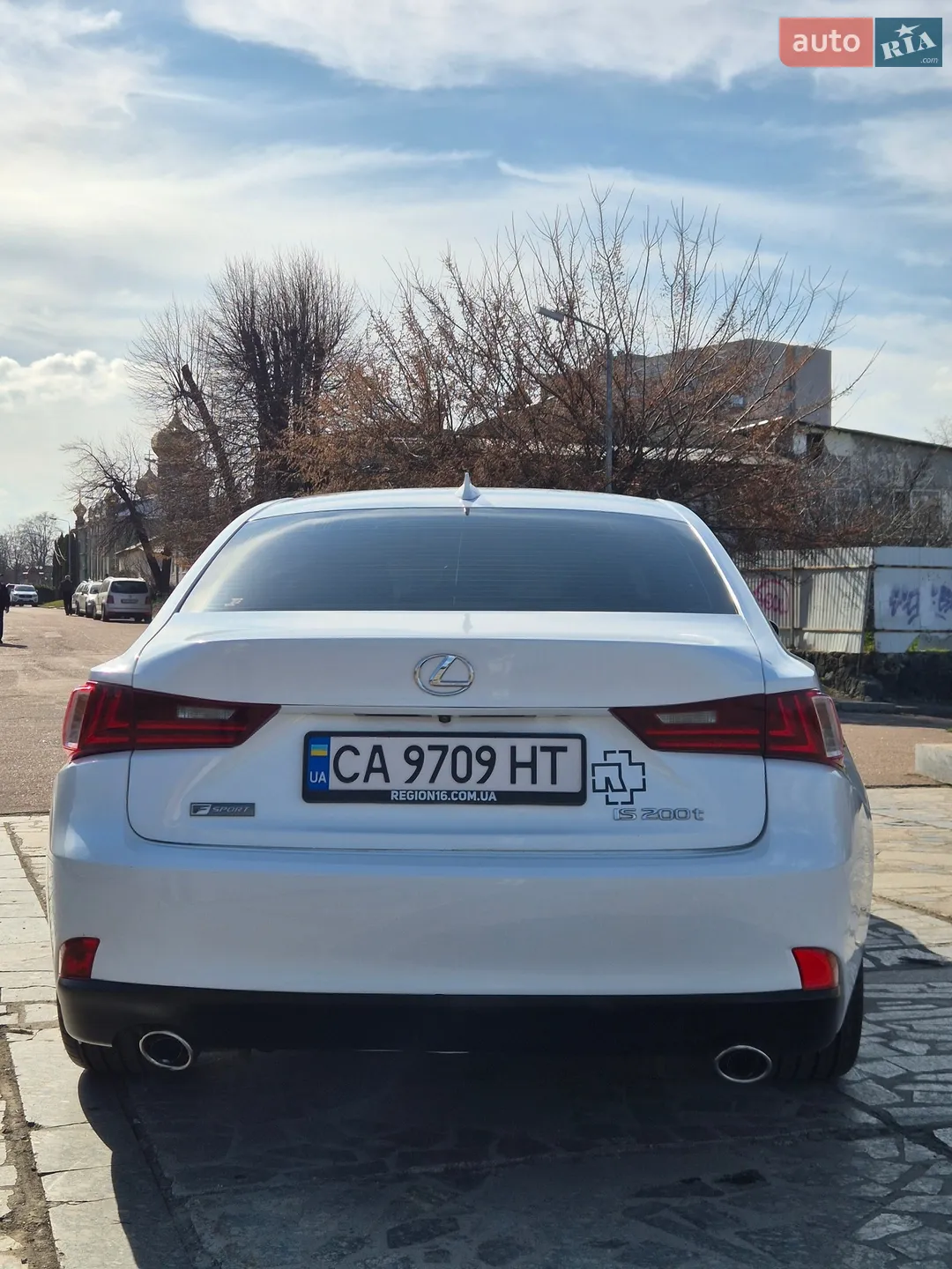 2016 Lexus IS - мініатюра 9