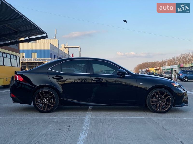 Седан Lexus IS 2013 в Киеве фото 9 Седан Lexus IS 2013 в Киеве