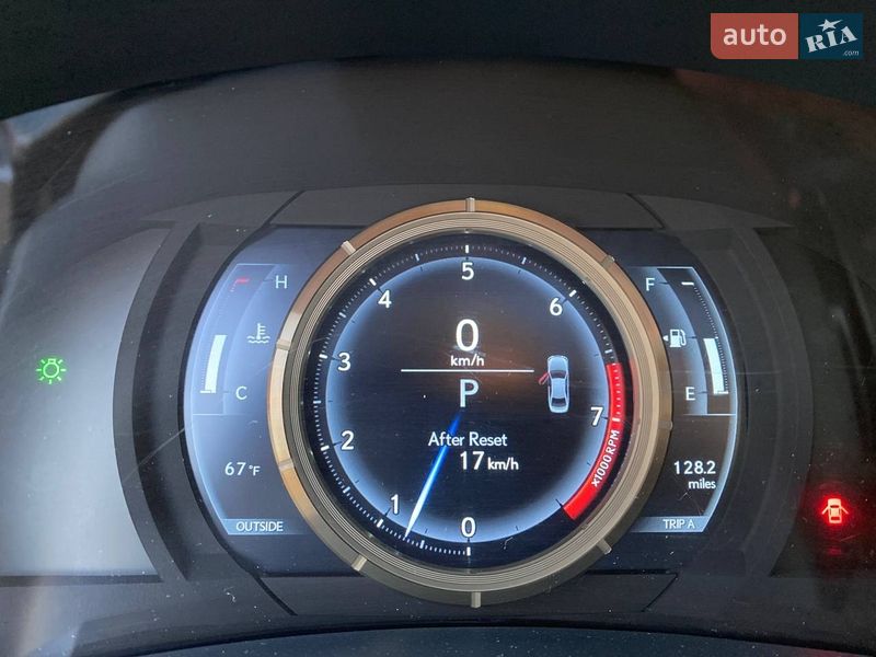 Седан Lexus IS 2013 в Киеве фото 54 Седан Lexus IS 2013 в Киеве