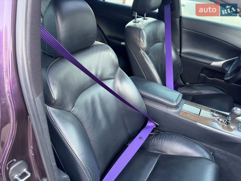 Седан Lexus IS 2012 в Харкові