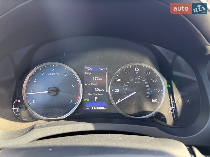 Седан Lexus IS 2016 в Киеве фото 16 Седан Lexus IS 2016 в Киеве