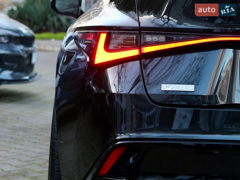 Седан Lexus IS 2021 в Одессе