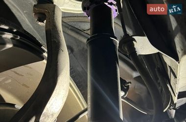 Седан Lexus IS 2021 в Одессе