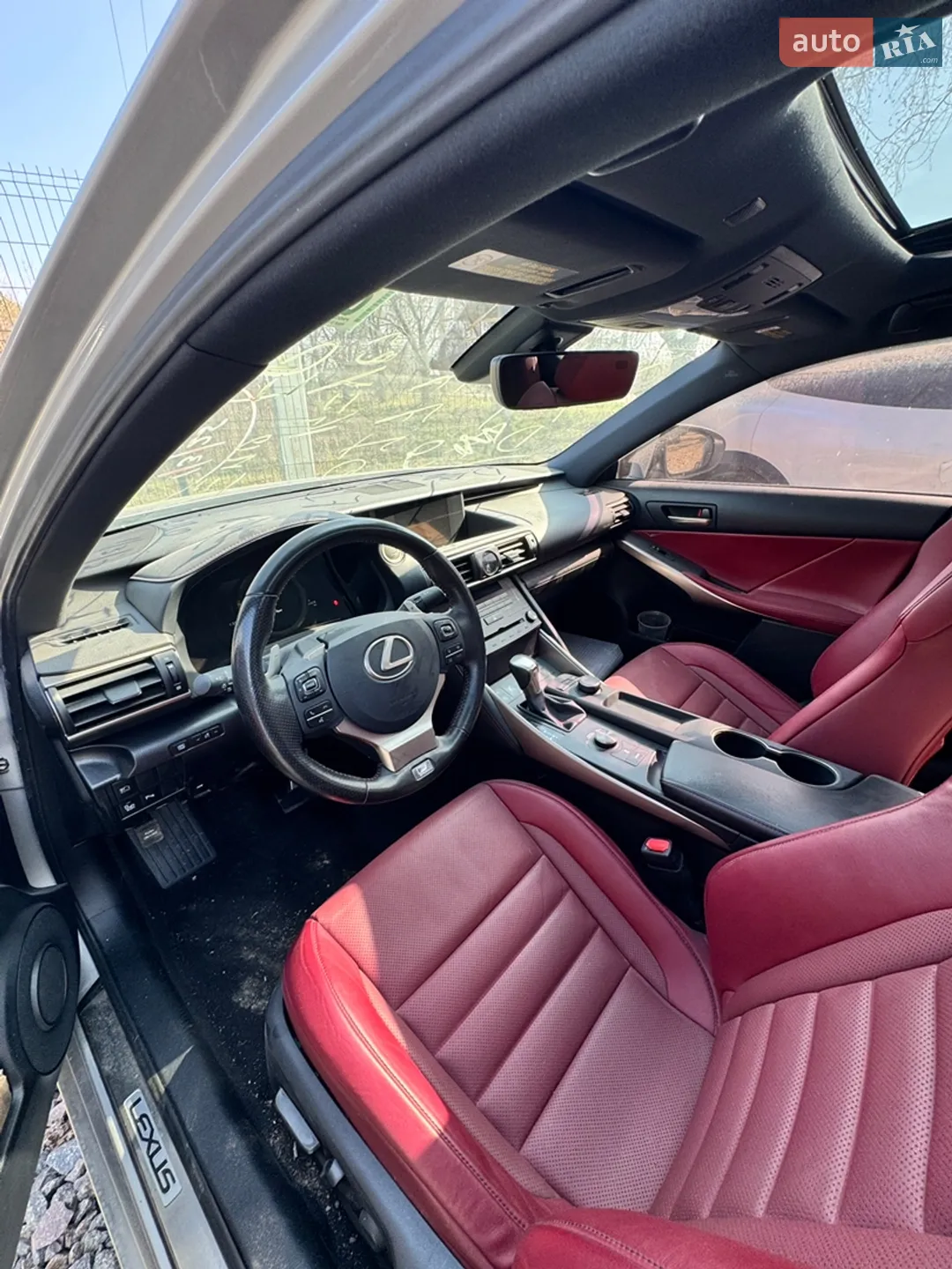 2020 Lexus IS - мініатюра 12