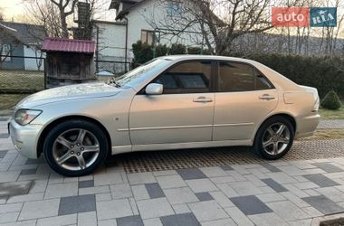 Седан Lexus IS 1999 в Стрые