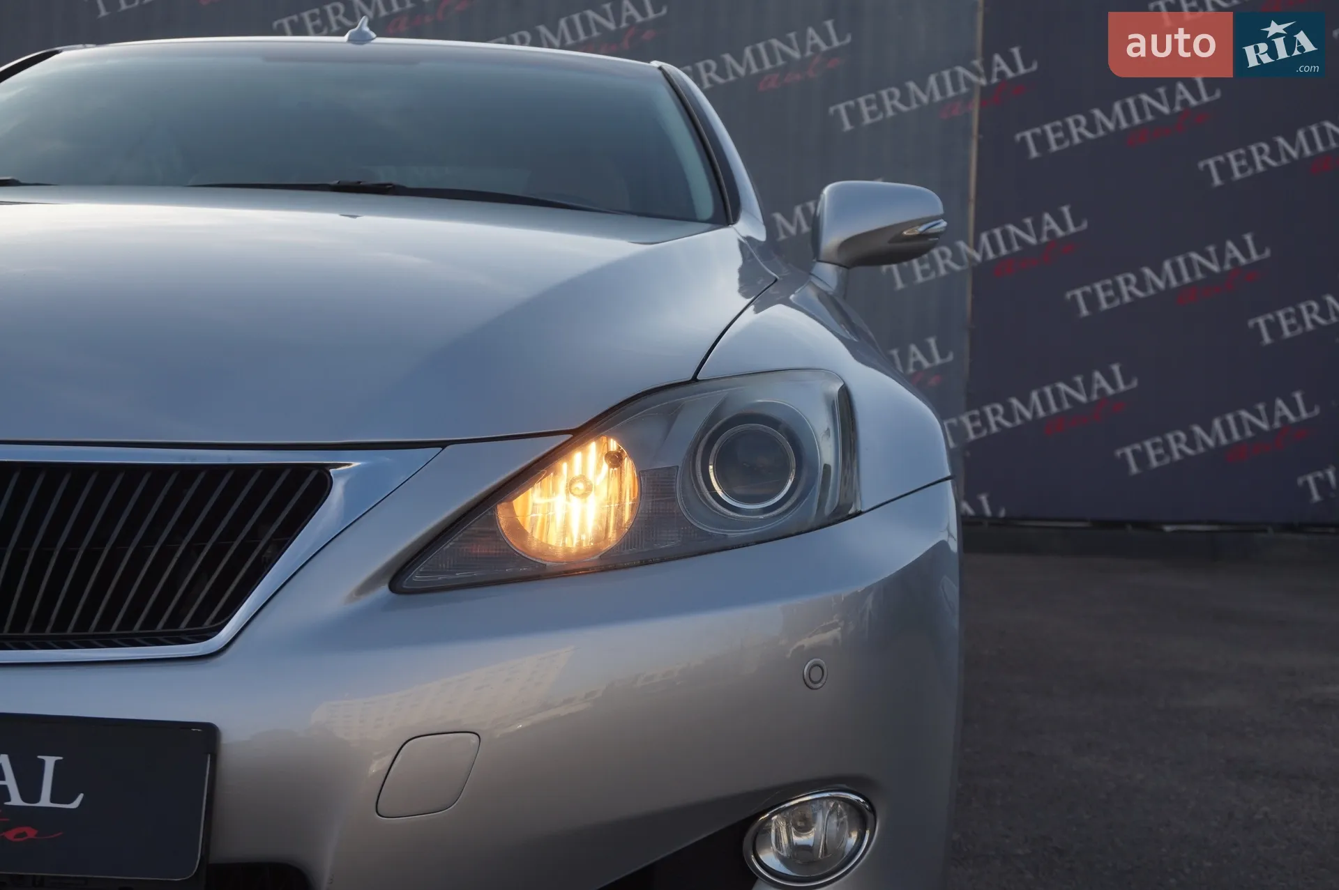 2010 Lexus IS - мініатюра 13