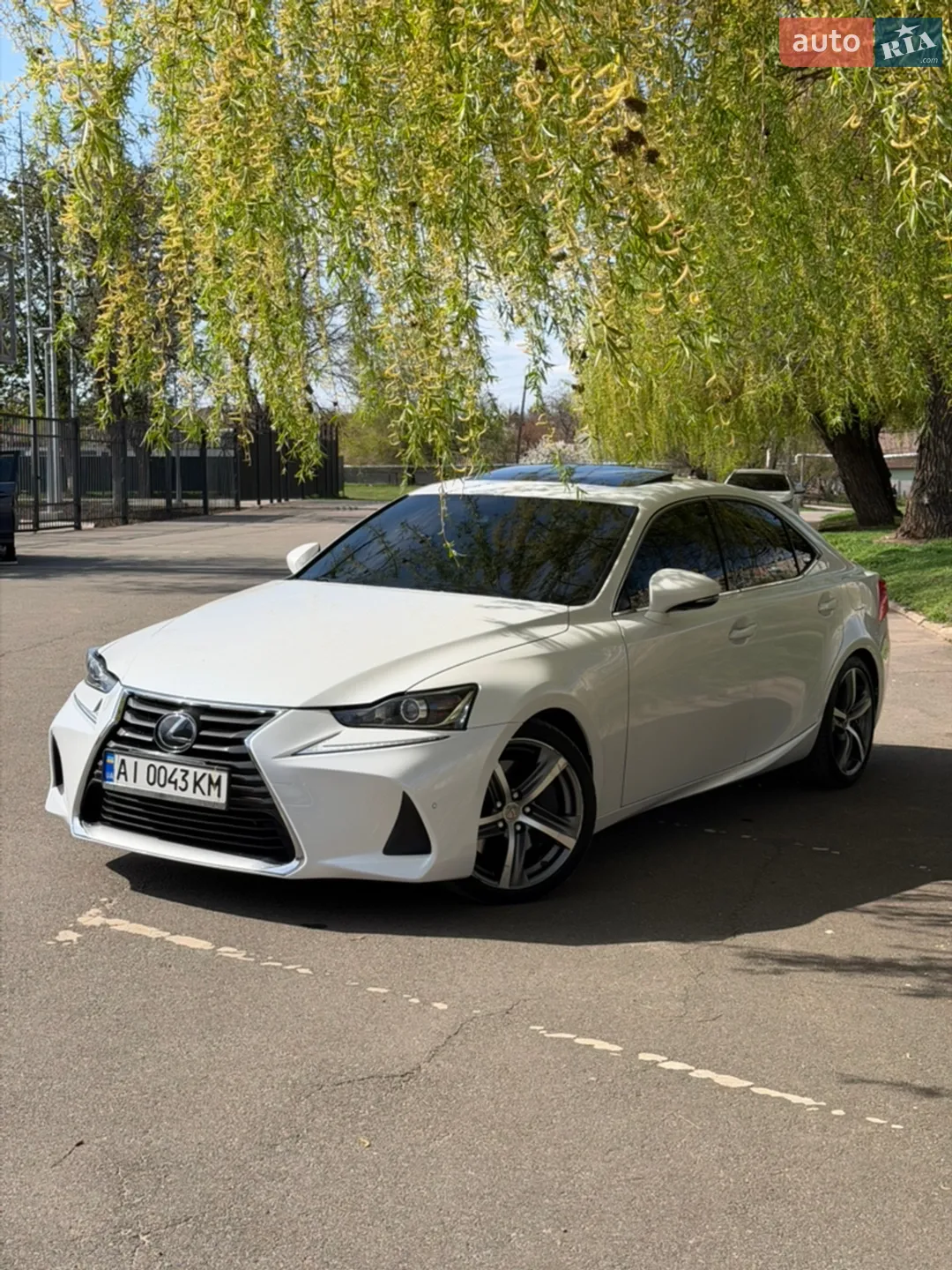 2019 Lexus IS - мініатюра 6