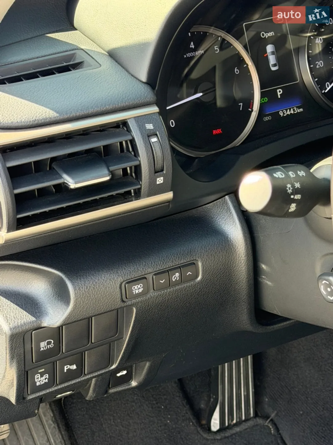 2019 Lexus IS - мініатюра 20