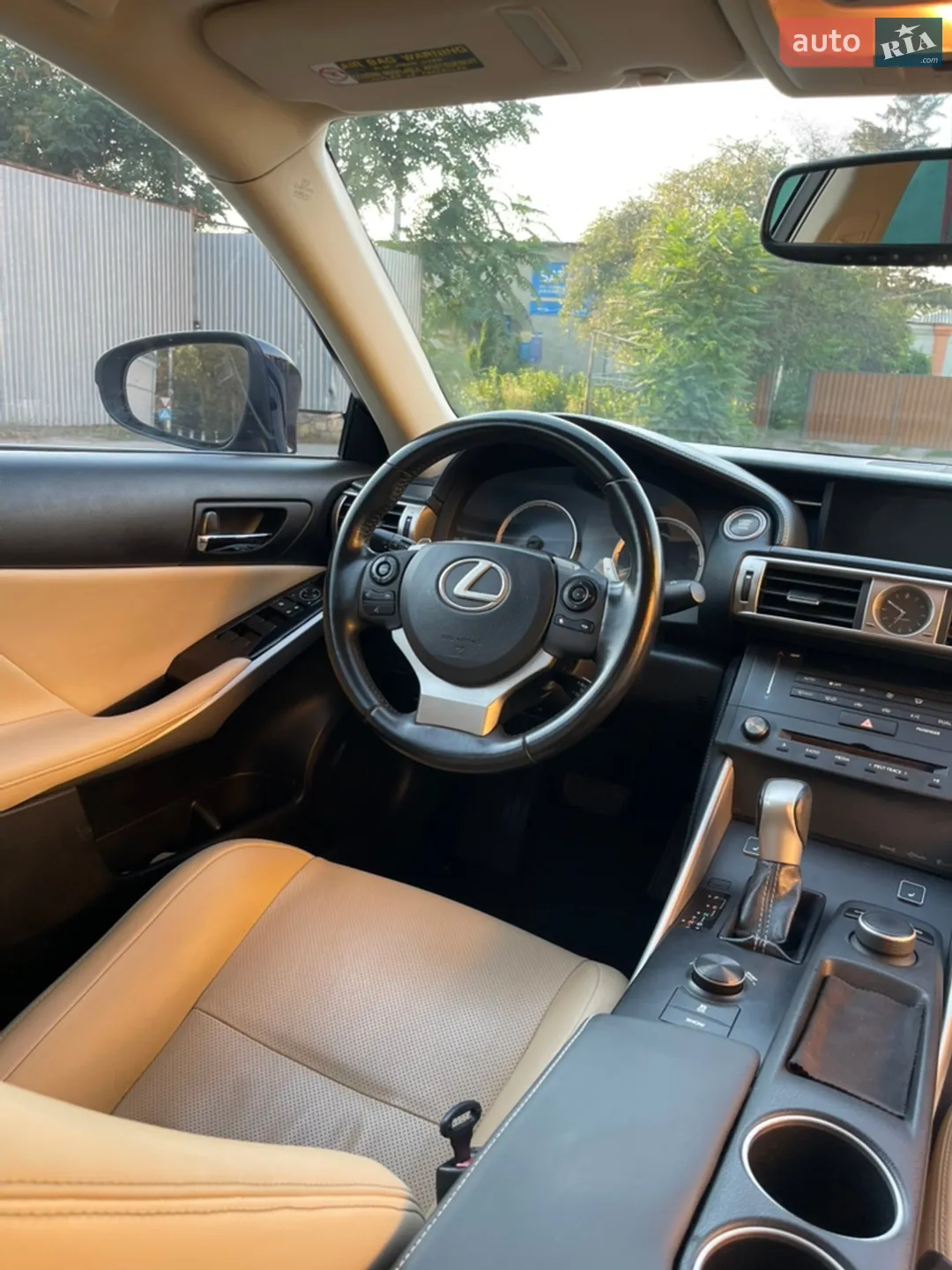 2014 Lexus IS - мініатюра 14