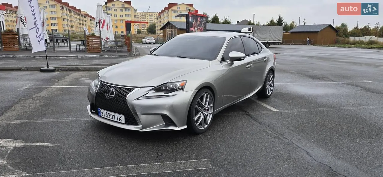 2016 Lexus IS - мініатюра 21
