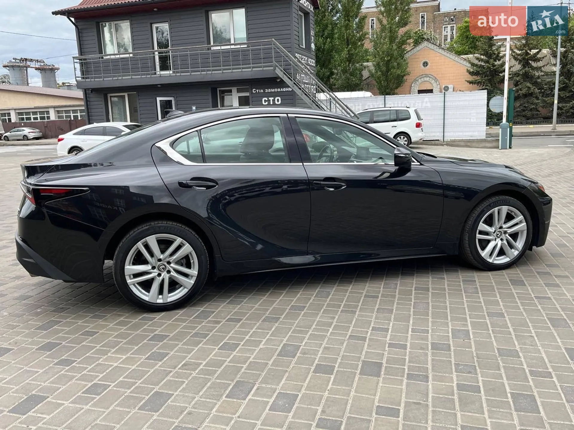 2021 Lexus IS - мініатюра 9