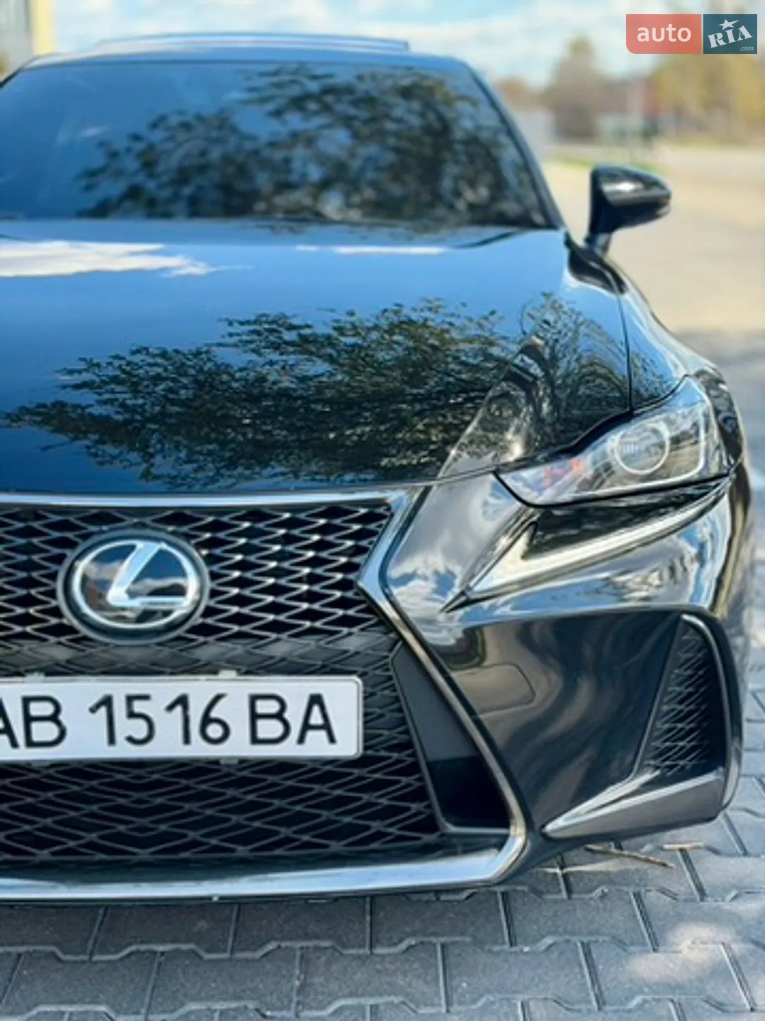 2017 Lexus IS - мініатюра 6
