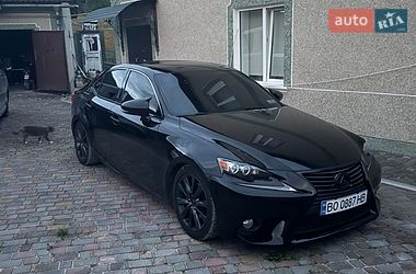 Седан Lexus IS 2014 в Тернополе