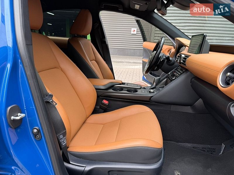 Седан Lexus IS 2021 в Києві