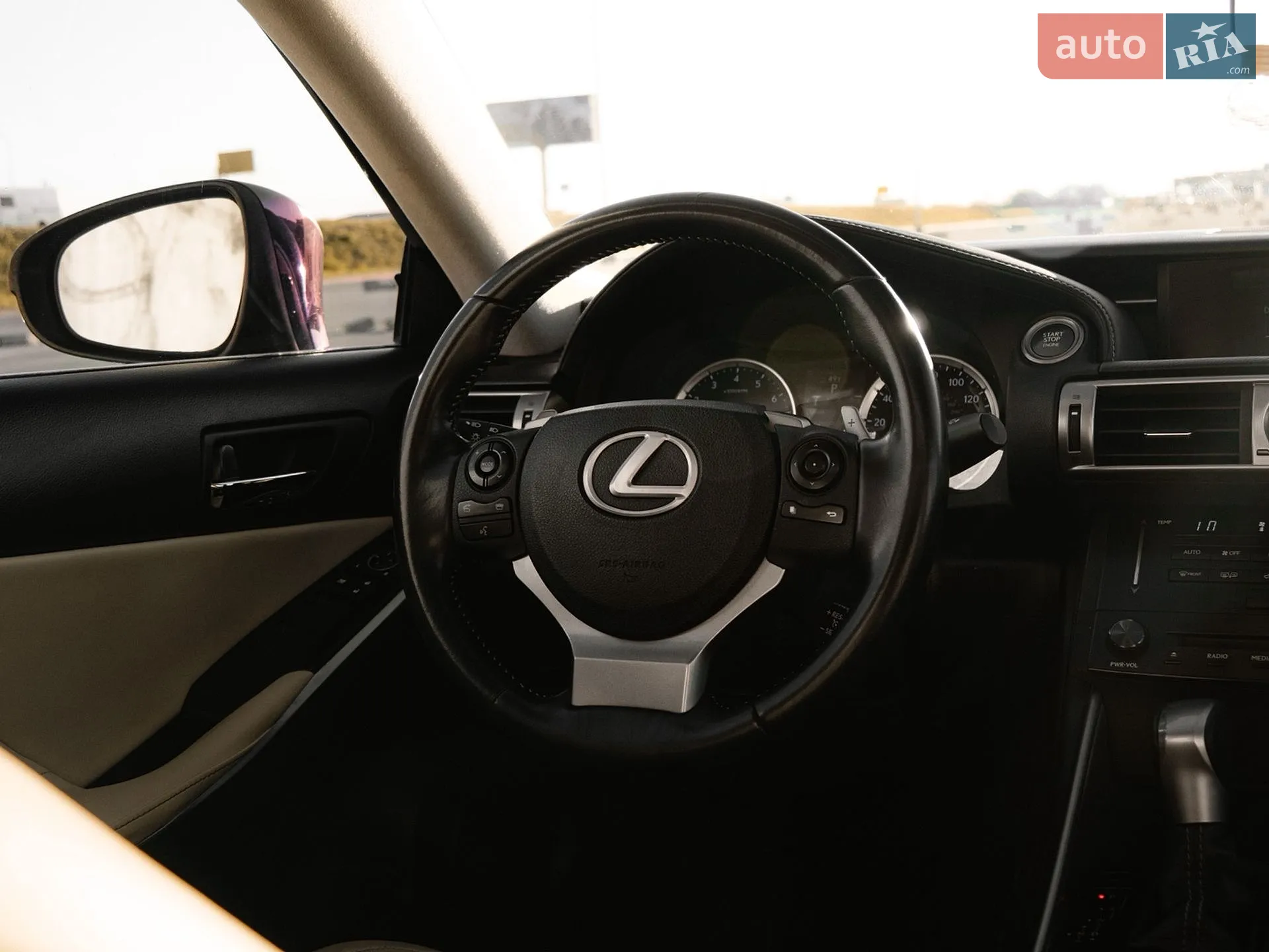 2014 Lexus IS - мініатюра 25