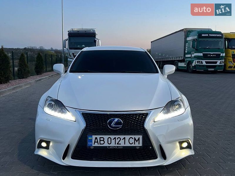 Седан Lexus IS 2007 в Виннице