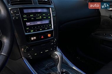 Седан Lexus IS 2007 в Виннице