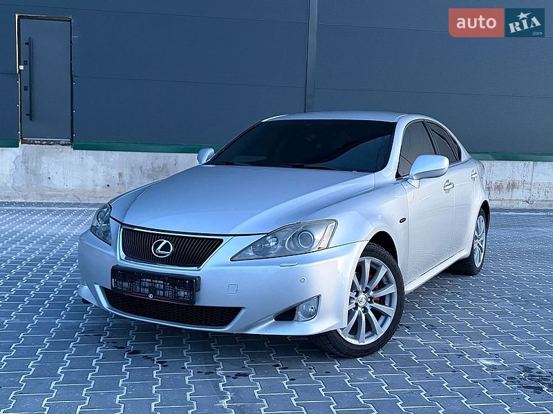 Седан Lexus IS 2005 в Тернополі