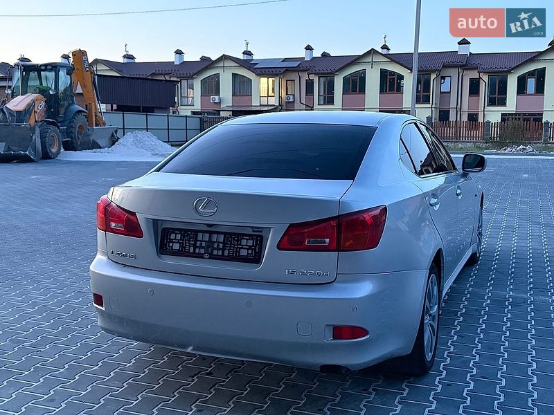 Седан Lexus IS 2005 в Тернополі