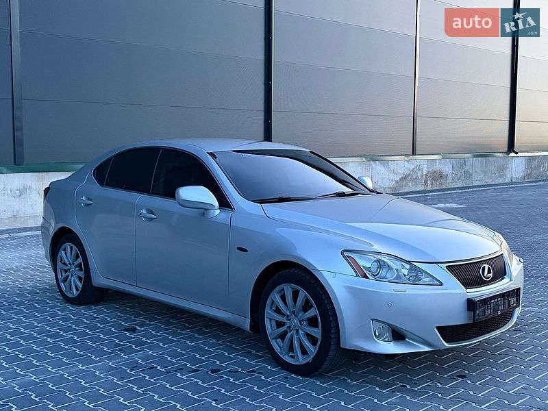 Седан Lexus IS 2005 в Тернополі