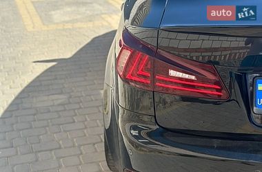 Седан Lexus IS 2007 в Тростянце