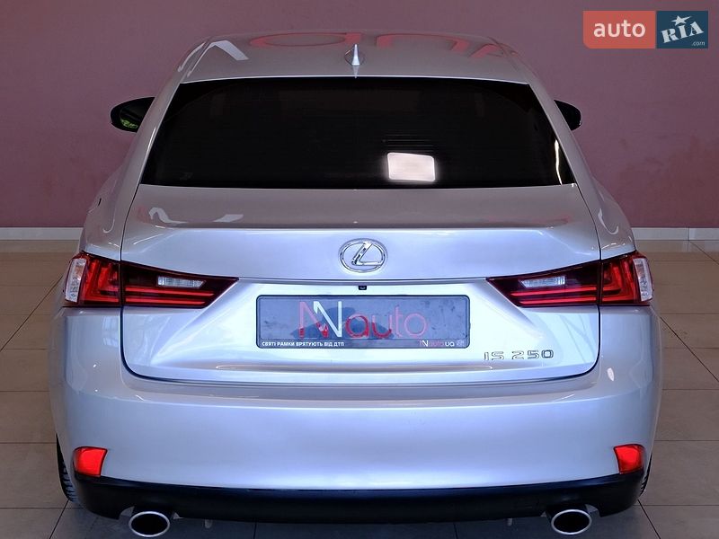 Седан Lexus IS 2013 в Одесі