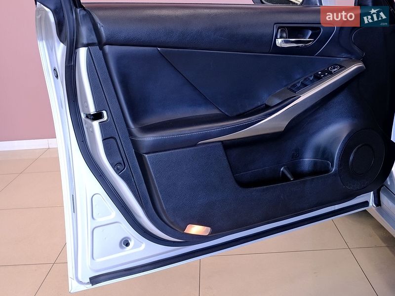 Седан Lexus IS 2013 в Одесі