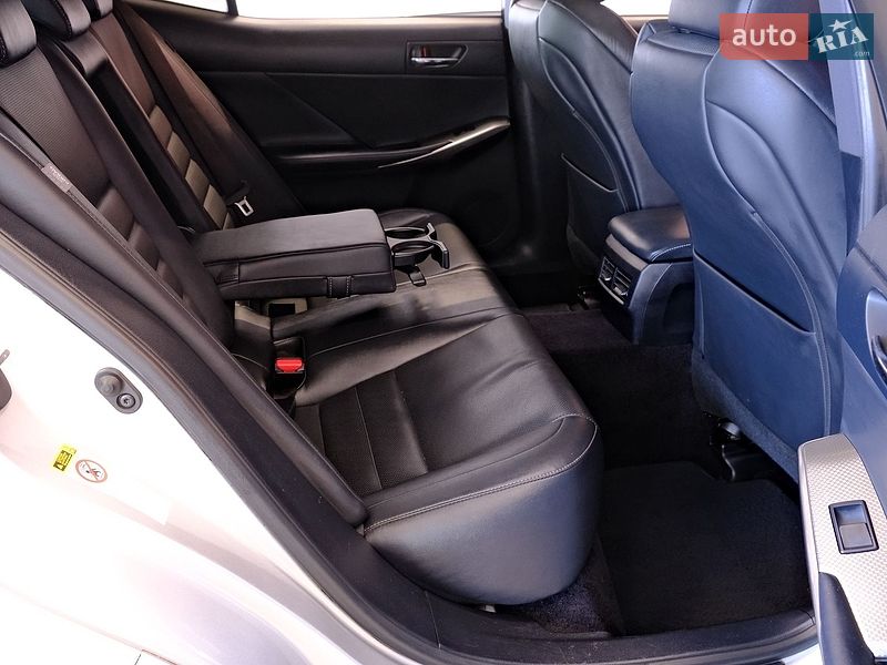 Седан Lexus IS 2013 в Одесі