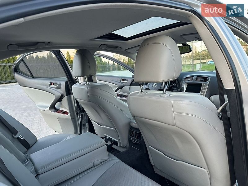 Седан Lexus IS 2006 в Одессе