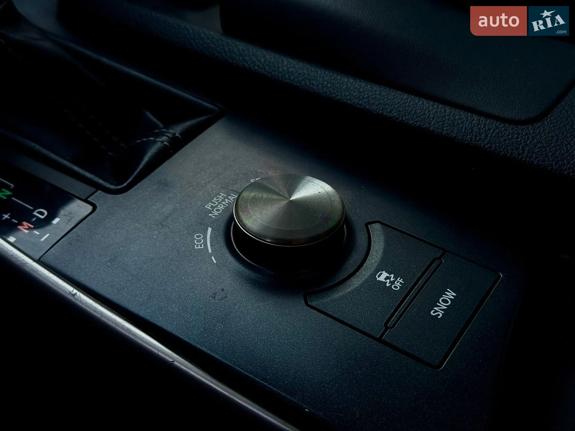 2016 Lexus IS - мініатюра 27