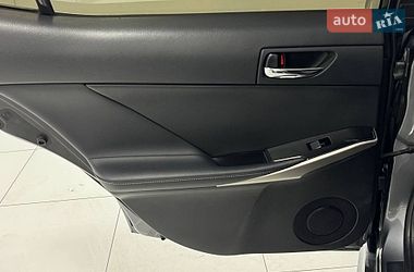 Седан Lexus IS 2015 в Одессе