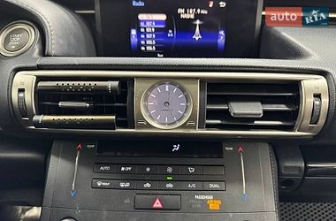 Седан Lexus IS 2015 в Одессе