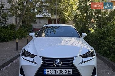 Седан Lexus IS 2014 в Львові