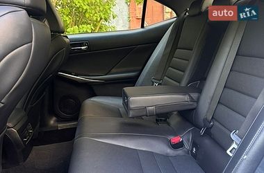 Седан Lexus IS 2014 в Львові