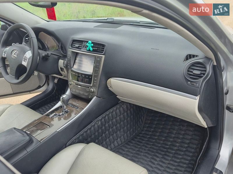 Седан Lexus IS 2010 в Одессе