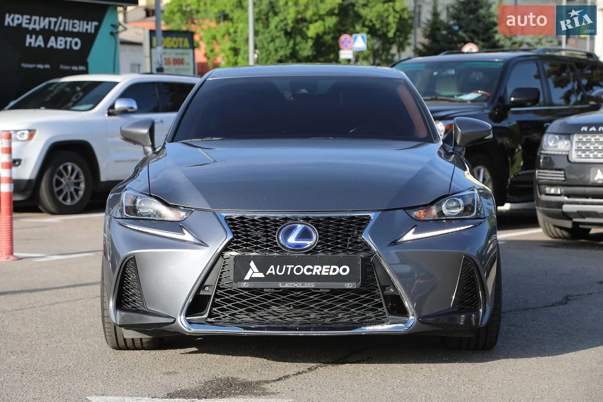 2019 Lexus IS - мініатюра 2