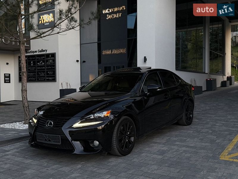 Lexus IS 2014