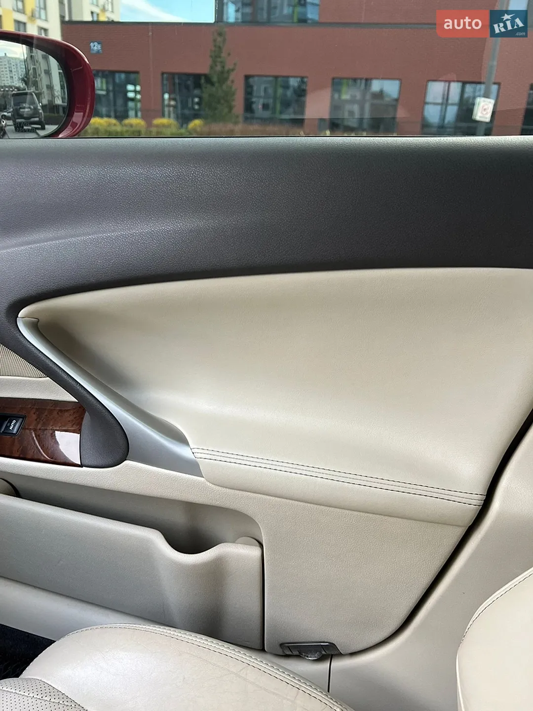 2012 Lexus IS - мініатюра 37