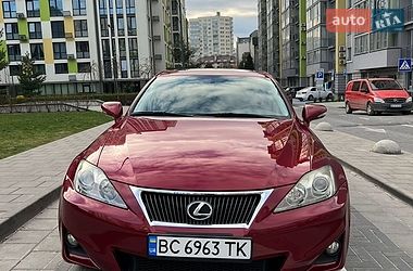 Седан Lexus IS 2012 в Львове